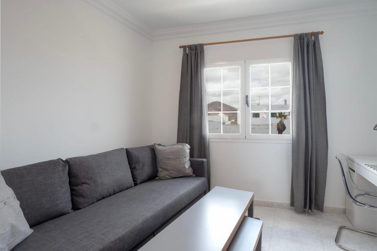 Comfortable And Modern Apartment Next To The Avenida Central In Tías Εξωτερικό φωτογραφία